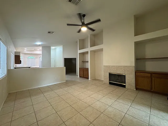 509 First Light St — Photo 8