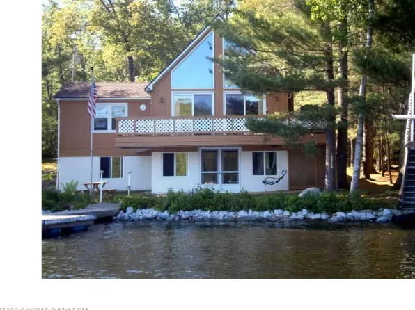 115 Mallard Ln, Oakland, ME 04963