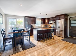 6 Strawberry Hill Dr, Rochester, NH 03867