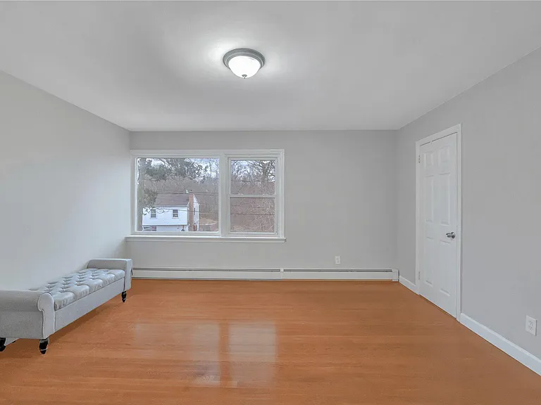 10 Spruce St #2 — Photo 5