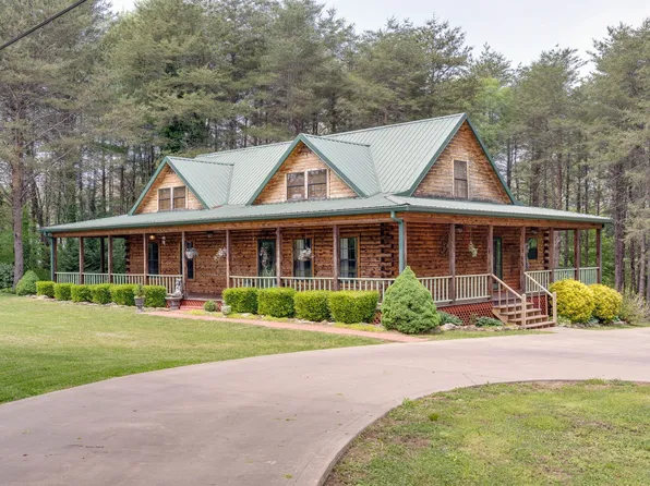 602 Gaither Hinson Rd, Waynesboro, TN 38485