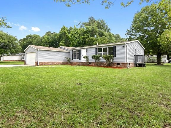 3rd image of 16323 Fawn Ridge Dr