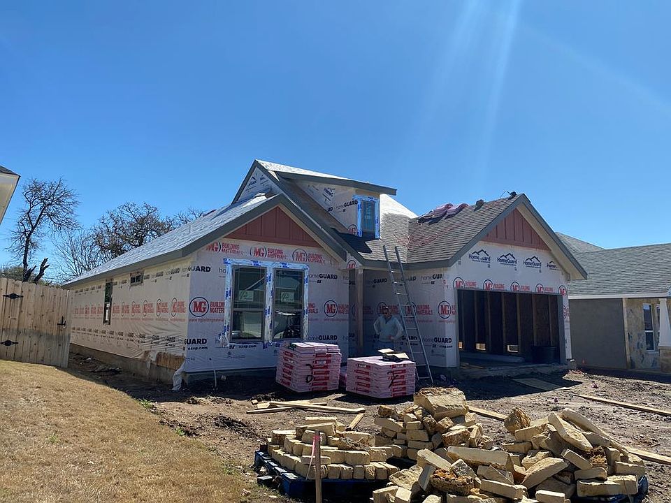 2nd image of 308 Winston Dr