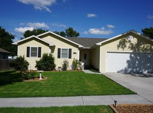 110 S D St, Herington, KS 67449