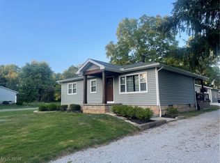 5583 Fairland Rd, Clinton, OH 44216