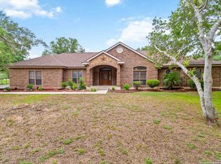 3214 Triple Mdws, China Grove, TX 78263