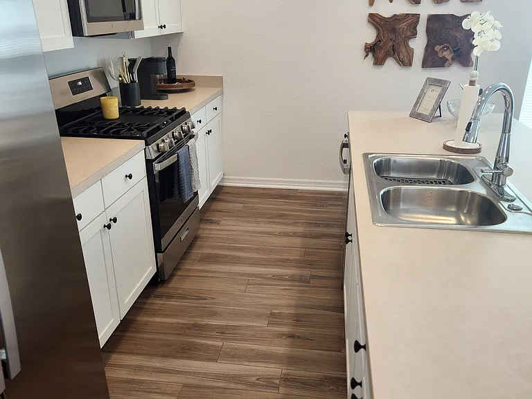 1871 Cole Pl — Photo 10