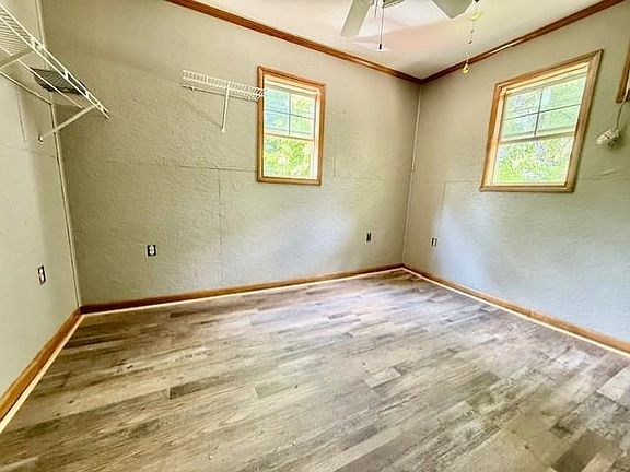 5th image of 130 Lawrence Rd #1070