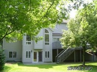 114 Pleasant Ridge Dr, Edwardsville, IL 62025