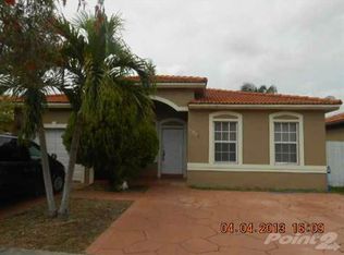 8975 NW 144th Ter, Miami Lakes, FL 33018