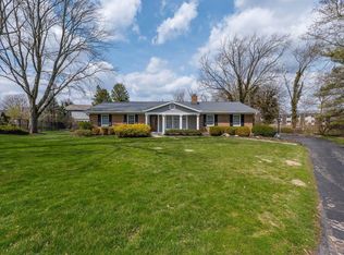 944 Kenchester Ct, Columbus, OH 43220