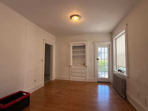 34 Medfield St, Boston, MA 02215
