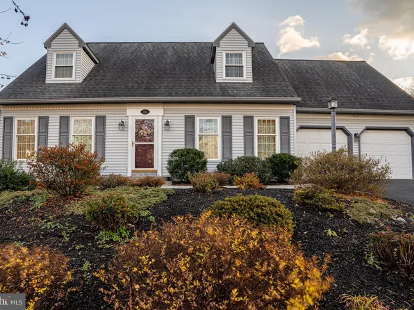 3614 Falcon Ct, Mountville, PA 17554