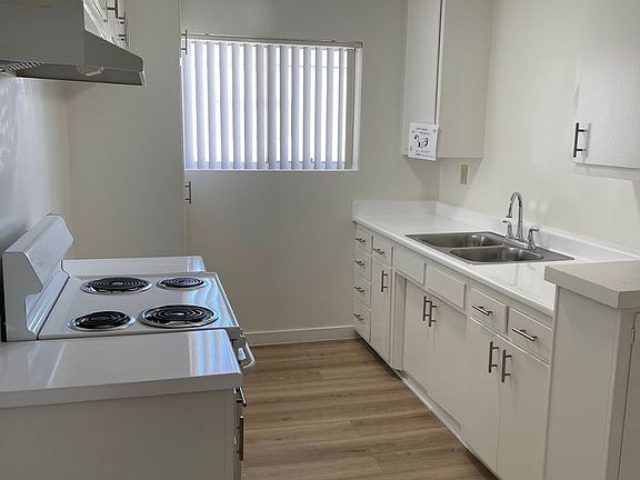 4th image of 16950 Blackhawk St APT 16