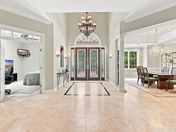 5th image of 673 Collins Meadow Dr.
