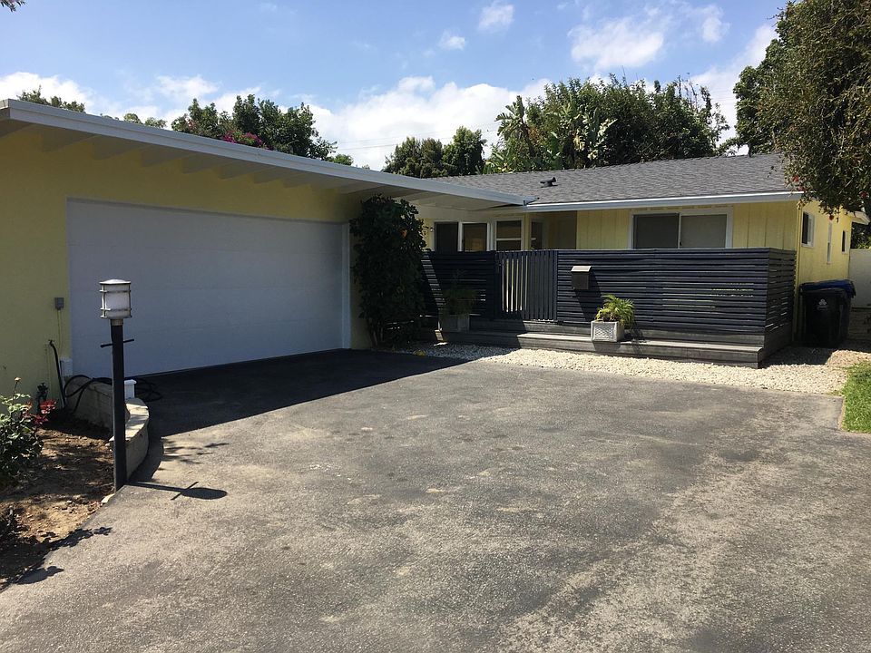 1st image of 13133 Valleyheart Dr