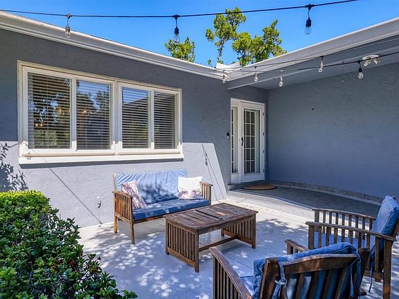 4th image of 147 Adair Ave