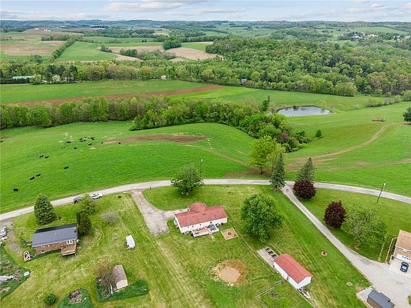 2nd image of 285 Ridge Rd