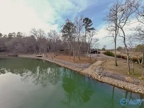 5660 Main St, Gaylesville, AL 35973