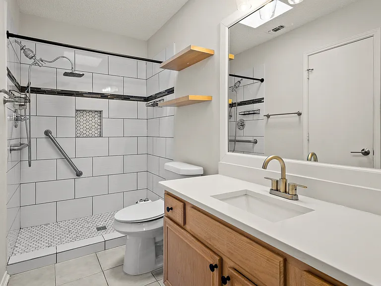 6808 Cedar Shadow Dr — Photo 14