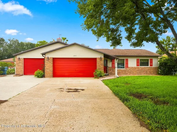 2151 Meredith Dr, Spring Hill, FL 34608