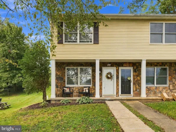 1013 Saint Clair St, Hagerstown, MD 21742
