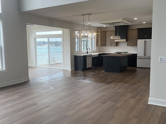 4th image of 11285 Shoreline Dr #59