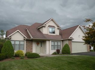 2617 Daren Dr, Endicott, NY 13760