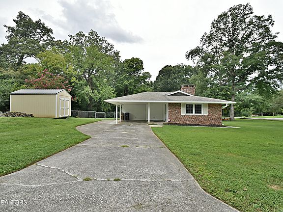 3rd image of 4622 Mildred Dr