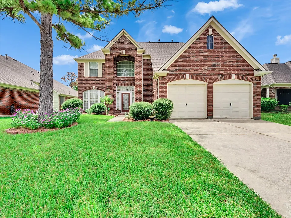 13315 Georgetown Dr