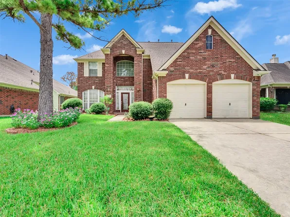 13315 Georgetown Dr, Sugar Land, TX 77478