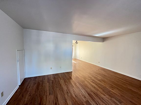 4th image of 2250 King Ct Unit 14