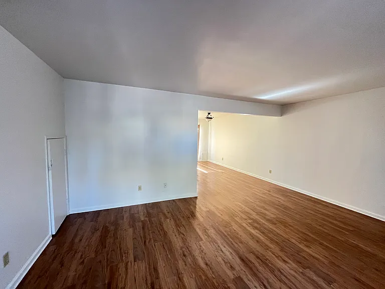 2250 King Ct #14 — Photo 4