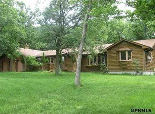 6511 Dutch Hall Rd, Omaha, NE 68152