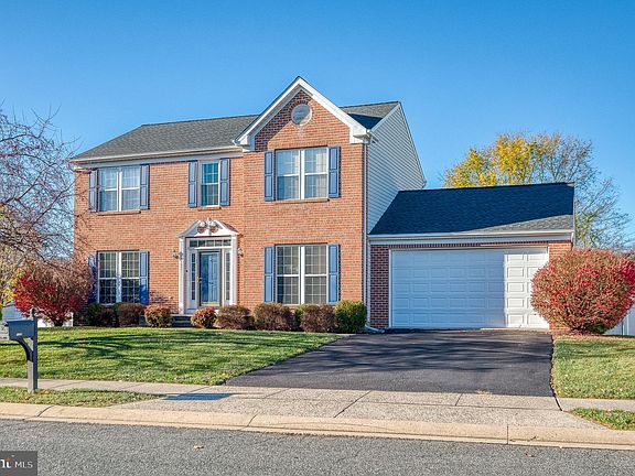 3rd image of 1105 Thebes Dr