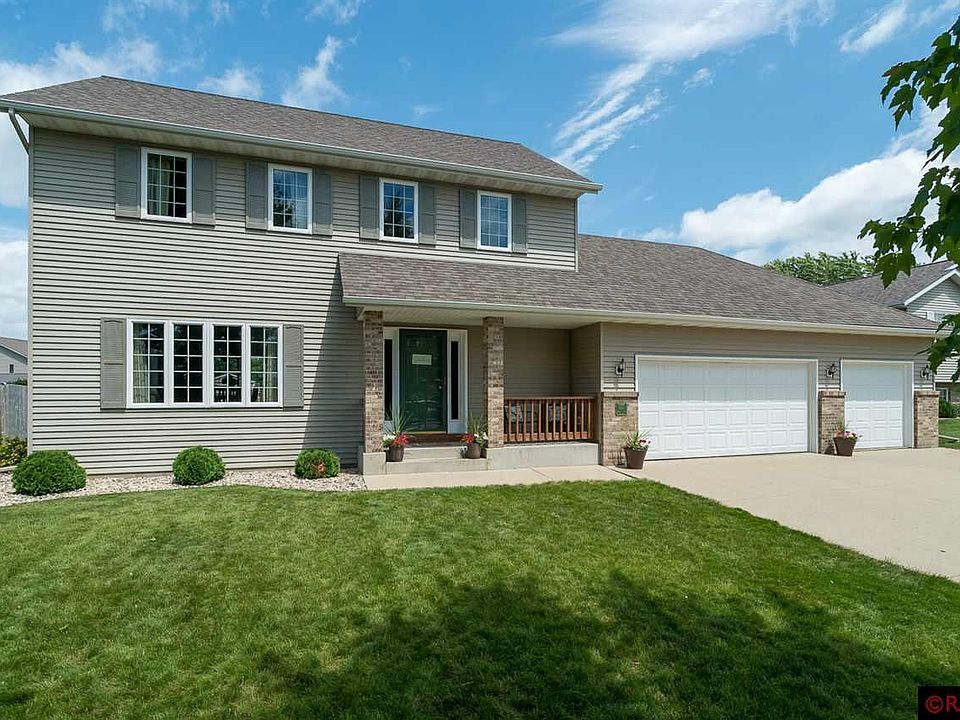 1st image of 408 Pebble Ct