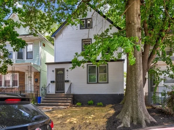 152 N Clinton St, East Orange City, NJ 07017