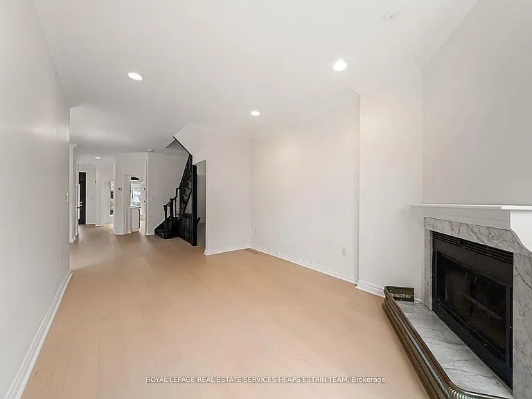 10 Gibson Ave — Photo 12