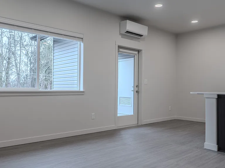 Timber Woods Apartments — Photo 12