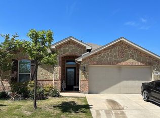 366 Coral Vine Ln, Burleson, TX 76028