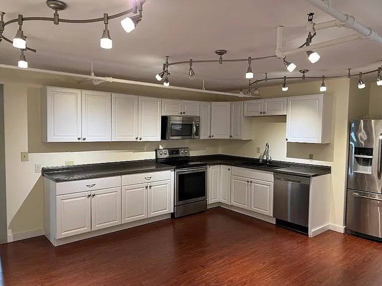 45 Pearl St #1 — Photo 5