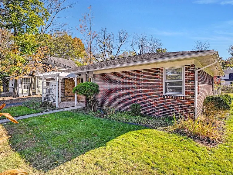 819 Fairview Ave — Photo 23
