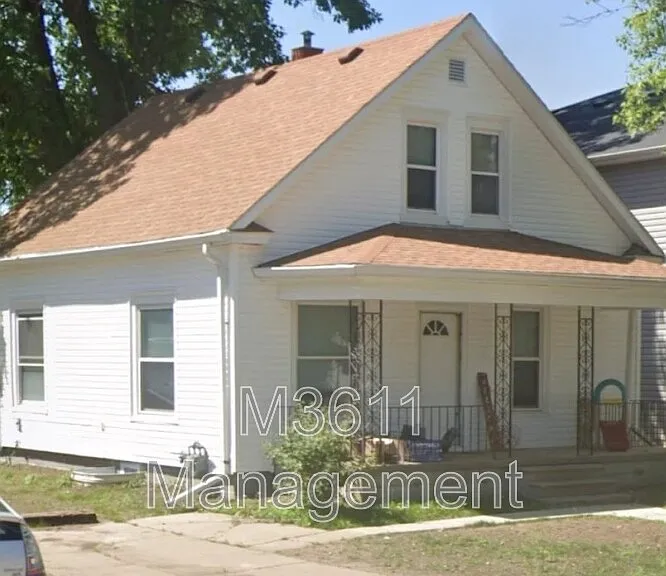 2245 Holdrege St — Photo 1