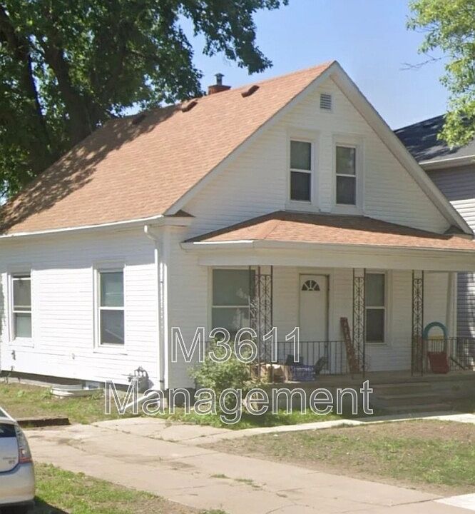 1st image of 2245 Holdrege St