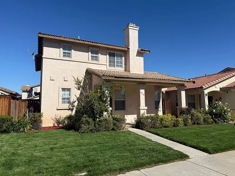 39545 Warbler Dr — Photo 3