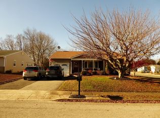 93 Eton Rd, Toms River, NJ 08757