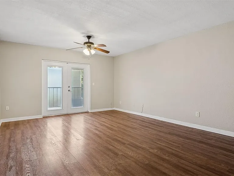 14421 Americana Cir #204 — Photo 11
