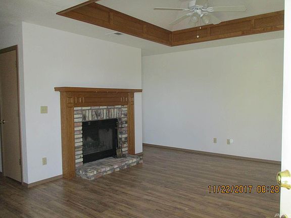 2nd image of 551 Stahlman Dr