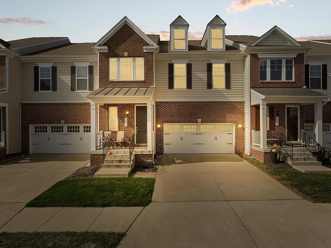 4 bed, 3400 sqft, $3,500 — Photo 1