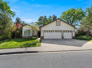 858 Supreme Ct, Auburn, CA 95603